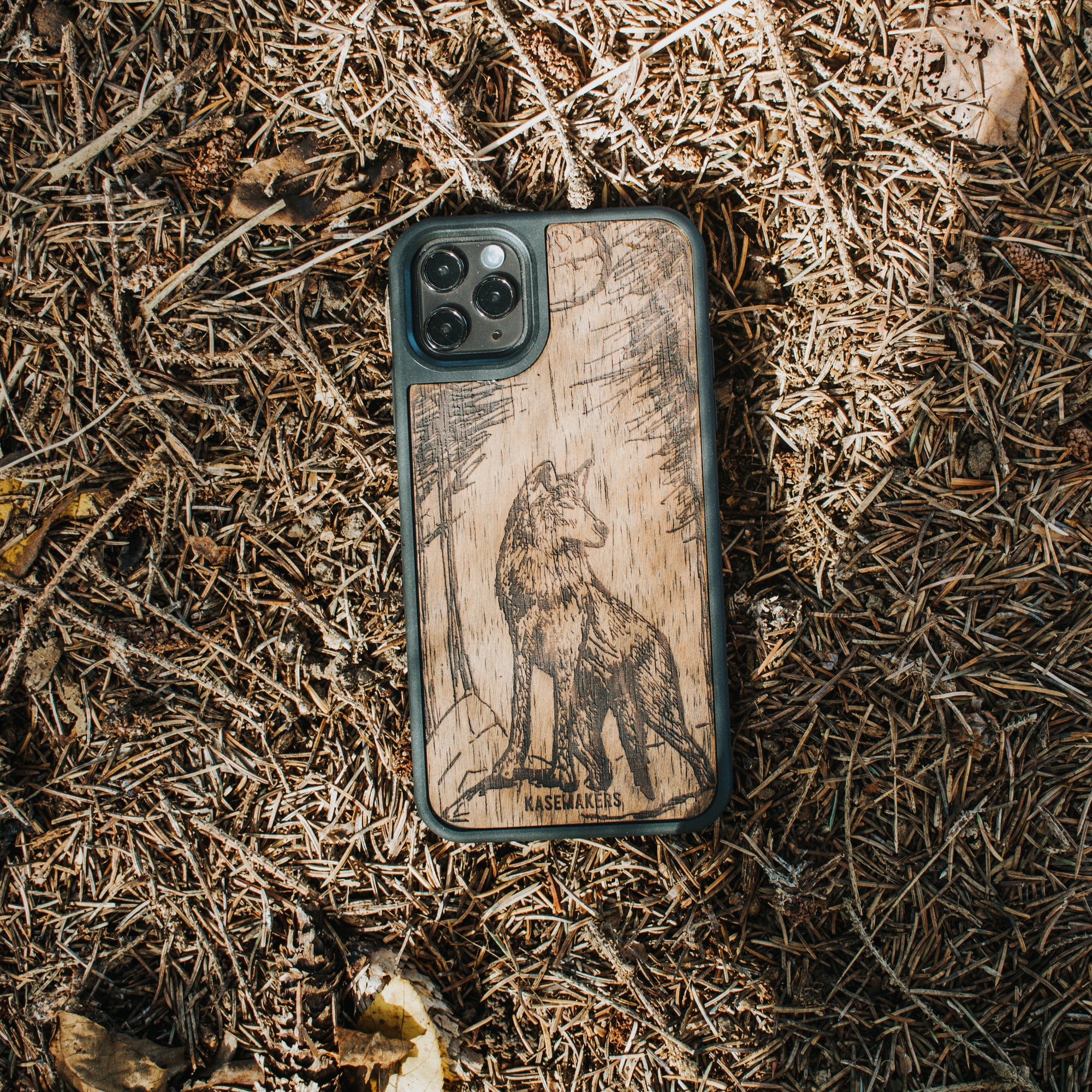 Real Wood Wolf Samsung phone Case 